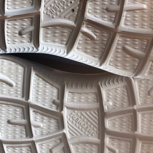 Vionic - Picture 6 of 13